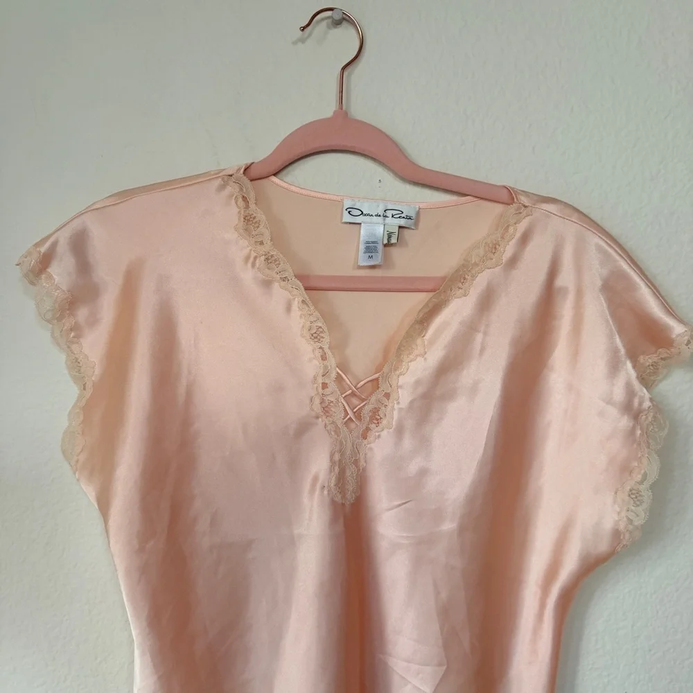 Oscar de la Renta Blush Satin Lace Cami‎ Top M Silky Coquette Lingerie Style